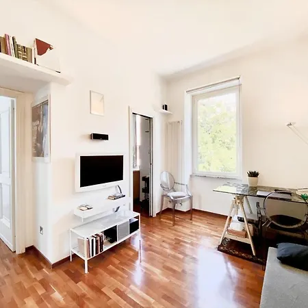 Charming Mini Near Vatican With Parking Apartment Rome