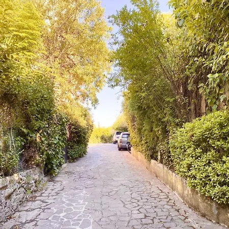 Charming Mini Near Vatican With Parking * Rome