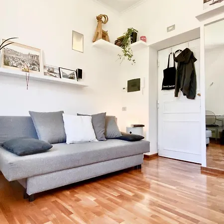 Apartment Charming Mini Near Vatican With Parking Rome